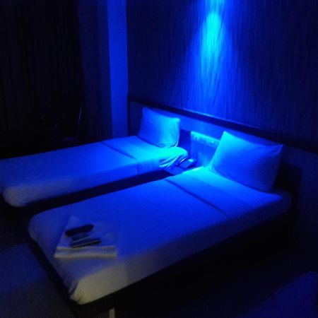 Hotel Naivedya Аурангабад Екстериор снимка